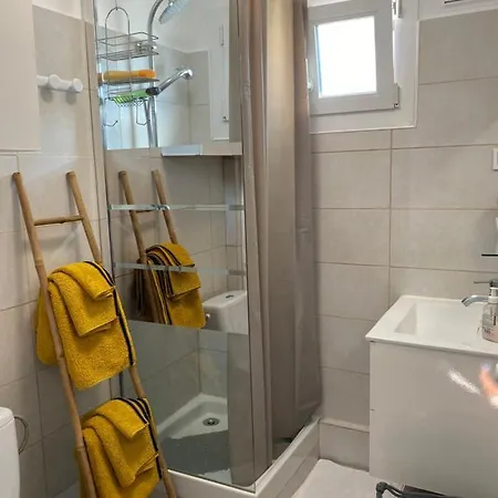 Nid Douillet Sur La Cote D'azur דירה